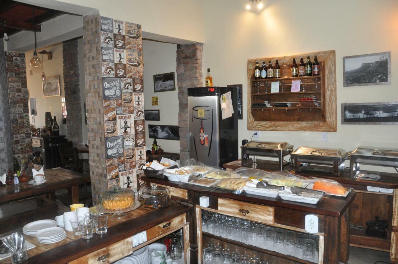 Cafe Preto Pousada E Bistro Мукуже Экстерьер фото